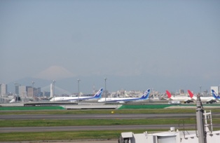 haneda fujisan.jpg