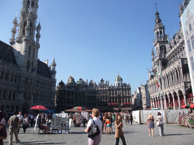 grand place mini.jpg