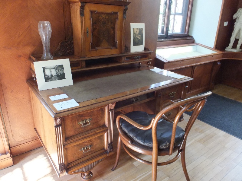 dvorak desk.jpg